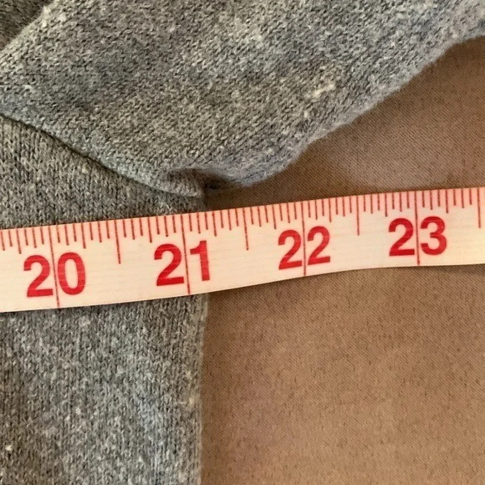 *2/$38*.BANANA REPUBLIC. GREY/NAVY. Cashmere/Cotton Blend Men's sweaters Size M‎